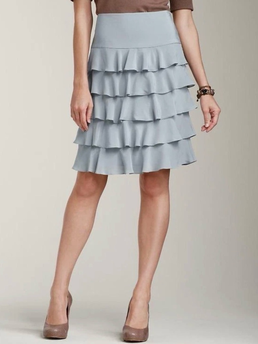 TALBOTS Gray Silk
Crepe Tiered Ruffle Skirt Cocktail Size 14